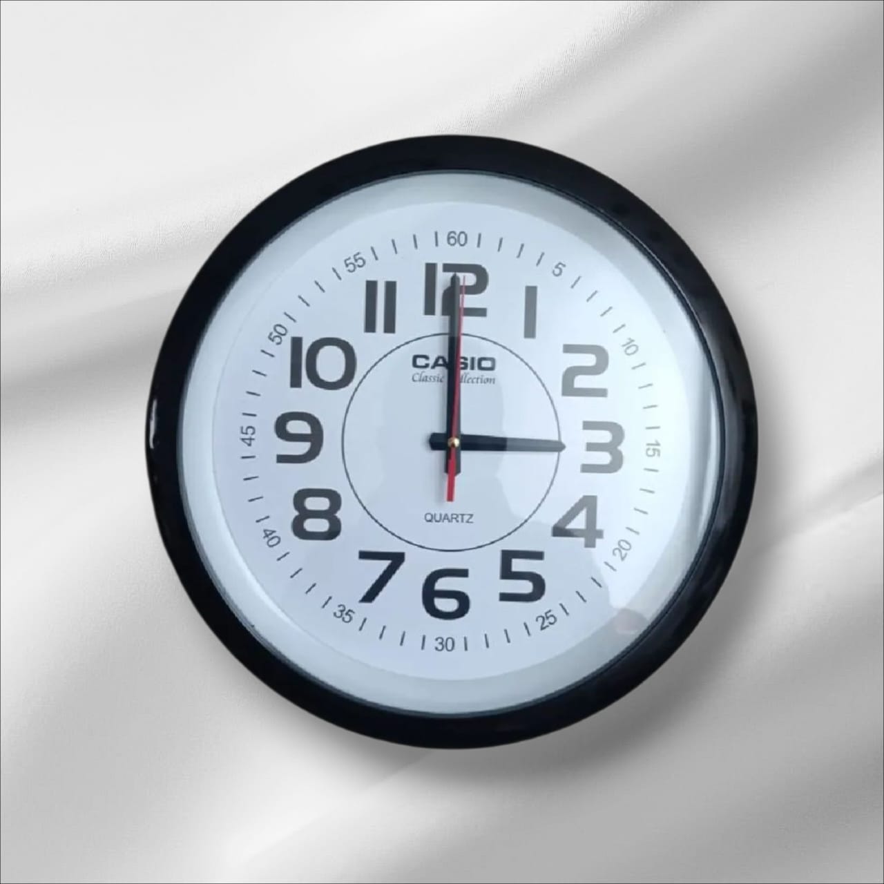 Home Decoration Simple Round New Design plastic wall Clock