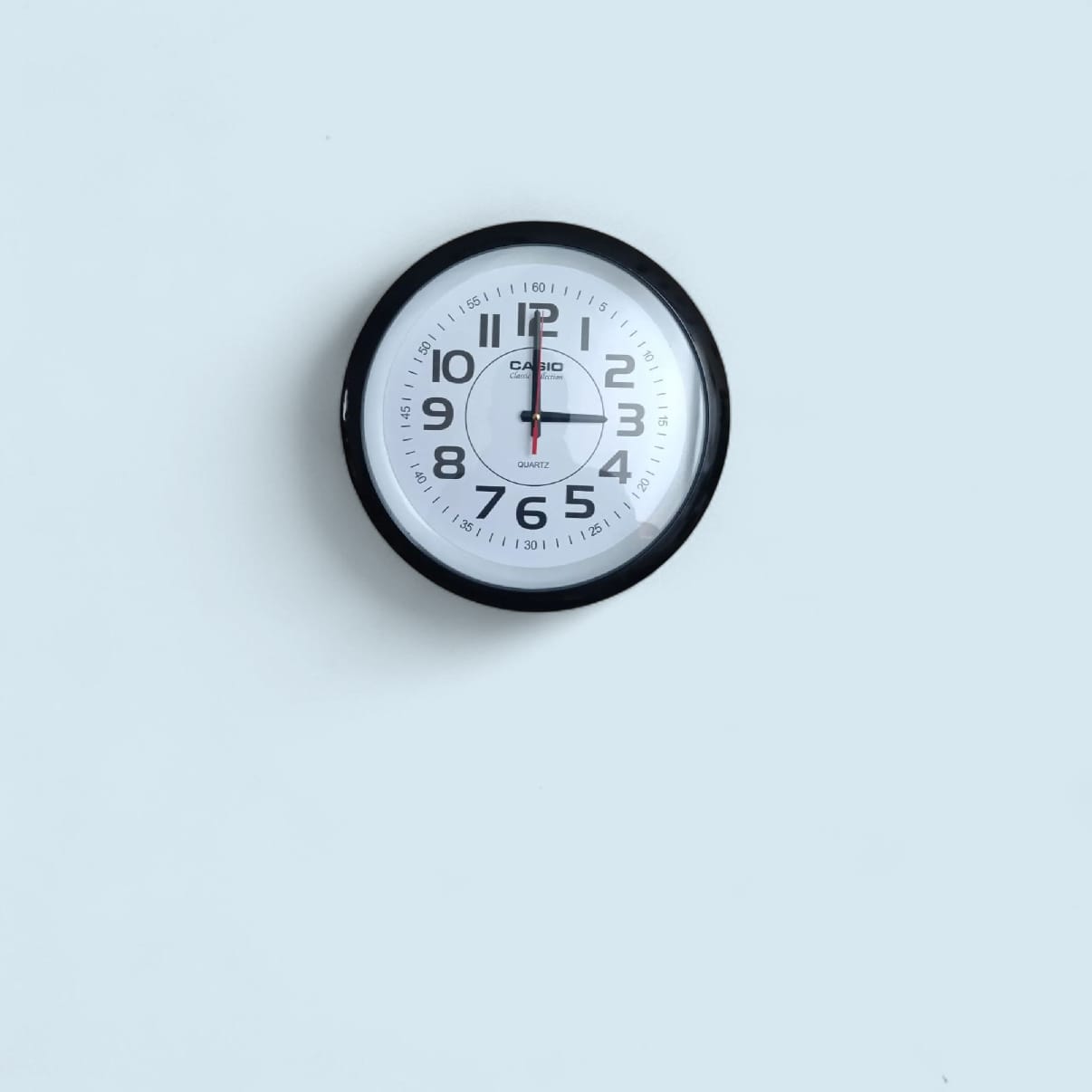 Home Decoration Simple Round New Design plastic wall Clock