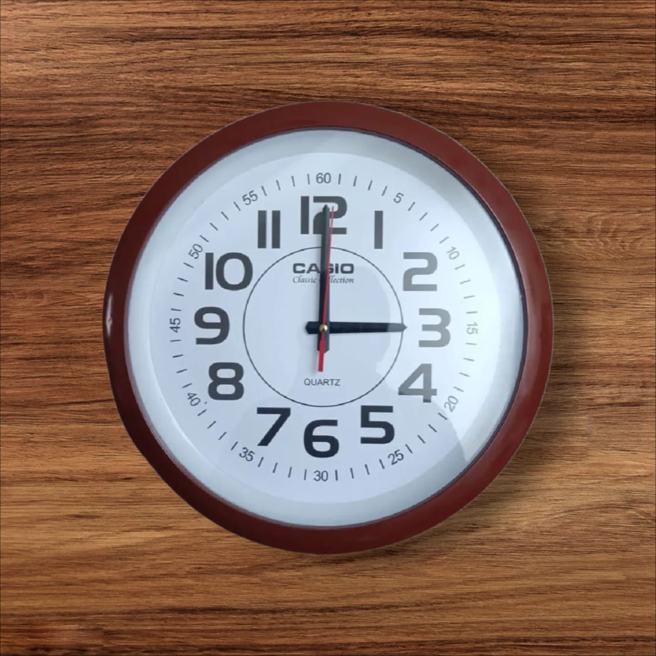 Home Decoration Simple Round New Design plastic wall Clock 14 inch by 14" (FREE DELIVERY)