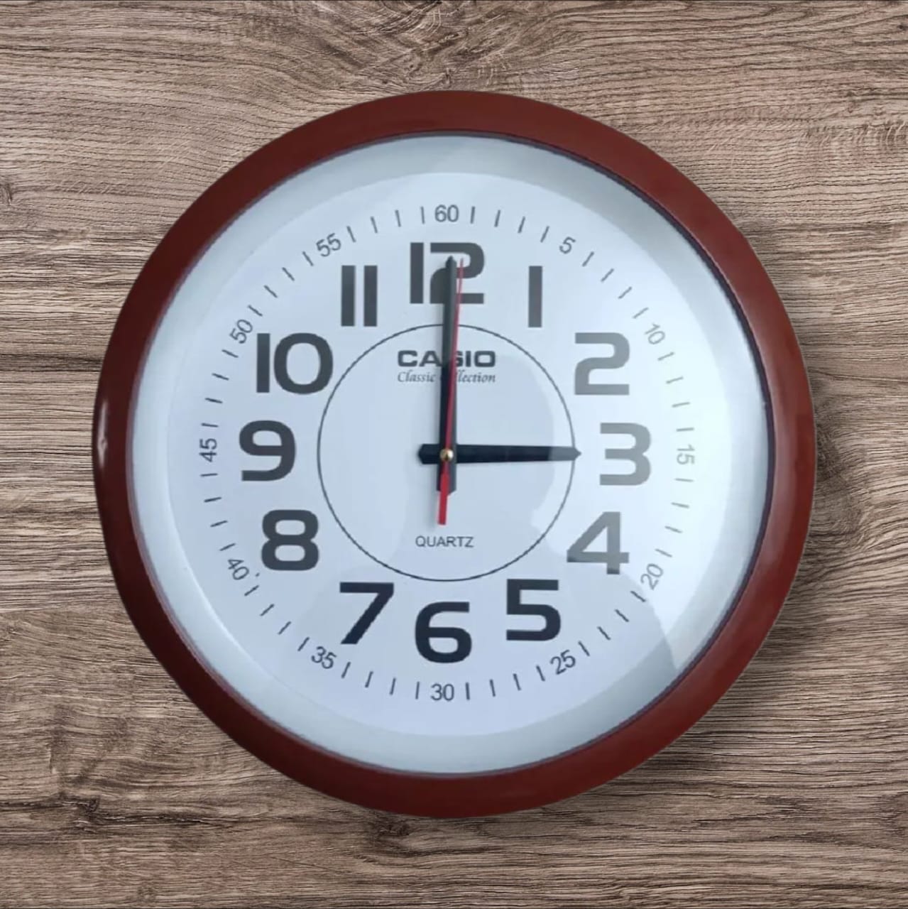 Home Decoration Simple Round New Design plastic wall Clock 14 inch by 14" (FREE DELIVERY)