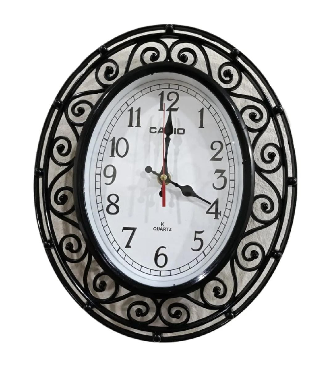 Elegant Plastic Wall Clock - New Vintage Style Oval/Rectangular Design