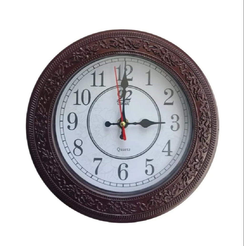Elegant Vintage-Style Round Wall Clock 9" (A5) with Geometric Pattern