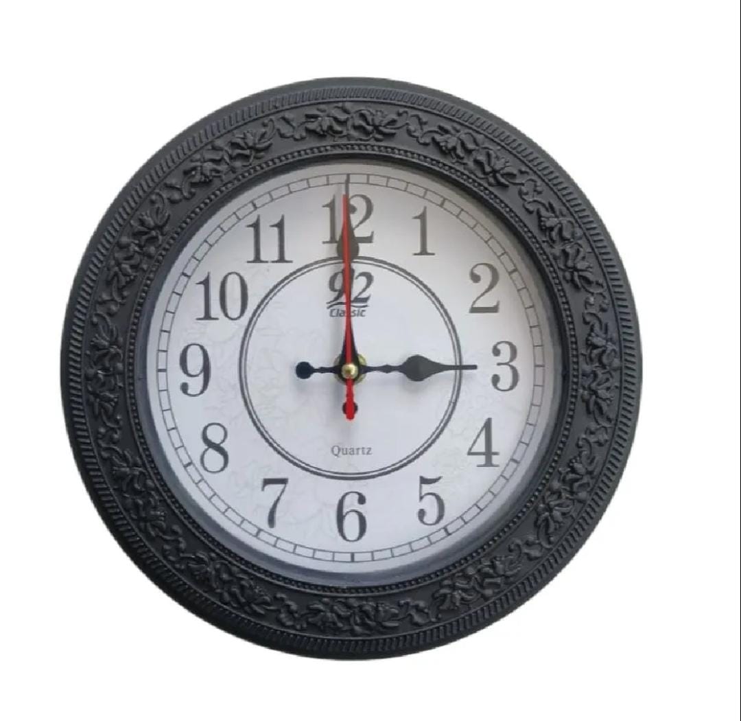 Elegant Vintage-Style Round Wall Clock 9" (A5) with Geometric Pattern